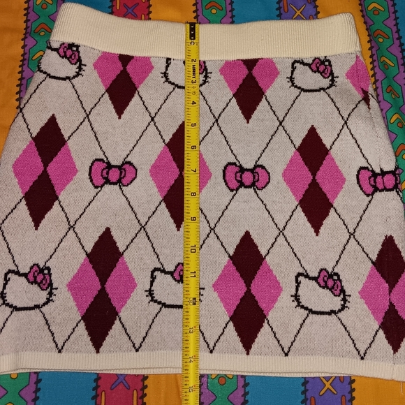 Hello Kitty Sanrio Sweater Skirt Forever 21 All Over Print AOP - Picture 6 of 6